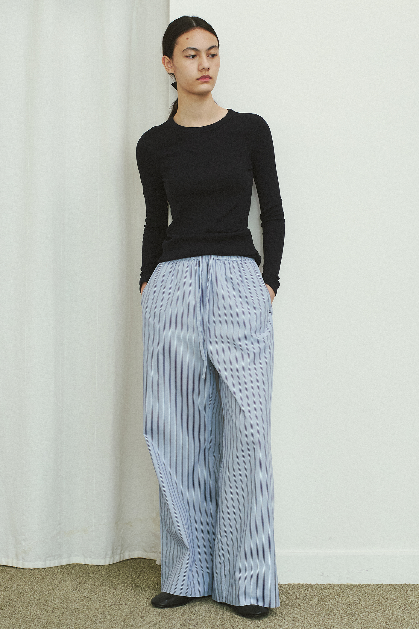 Rise Rise Classic Straight Leg Pants