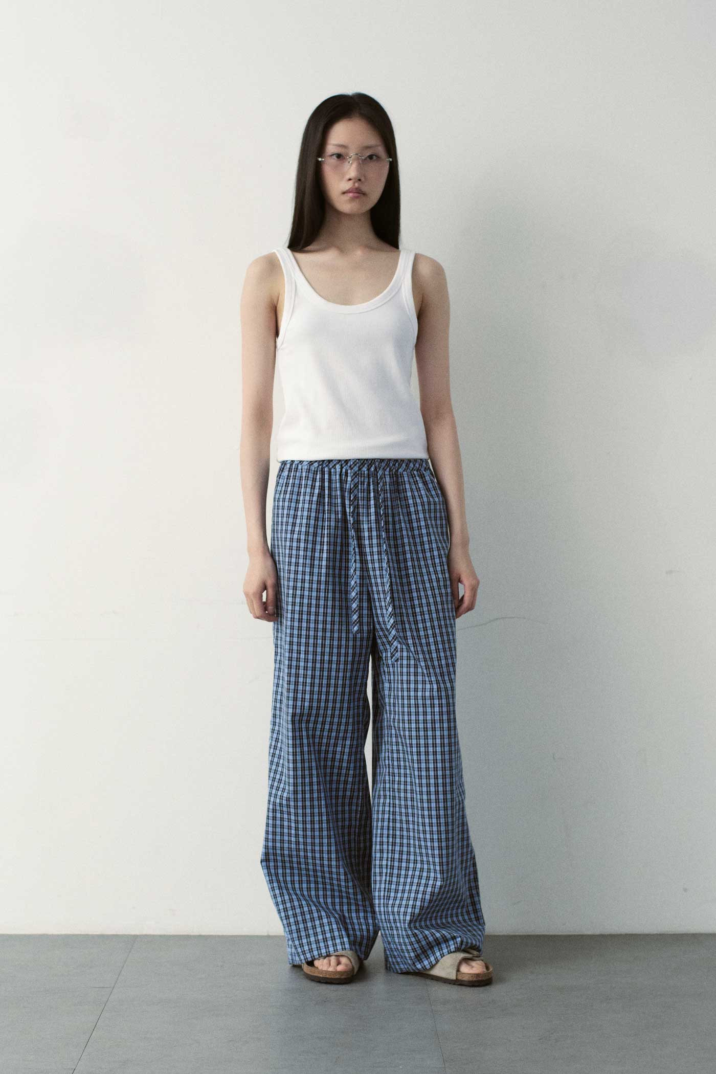 Rise Rise Classic Straight Leg Pants