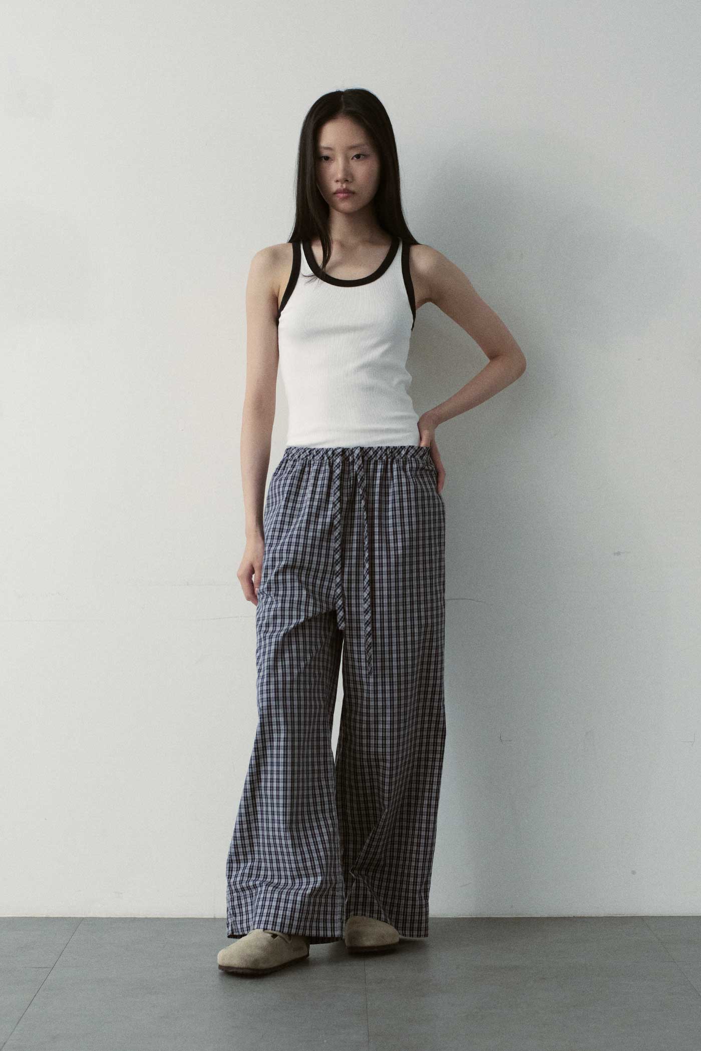 Rise Rise Classic Straight Leg Pants