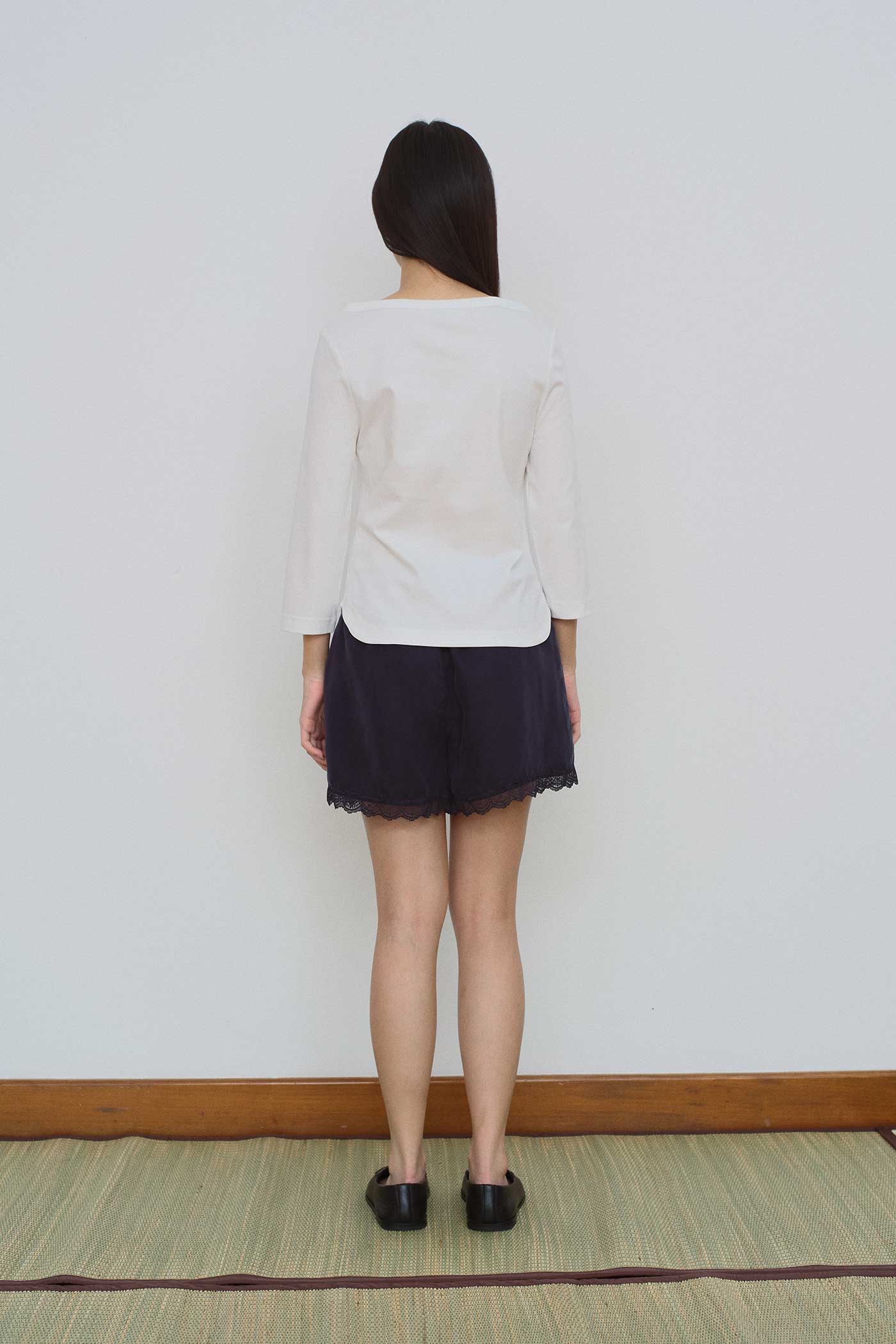 Wide-Neck Mid-Sleeve Tee