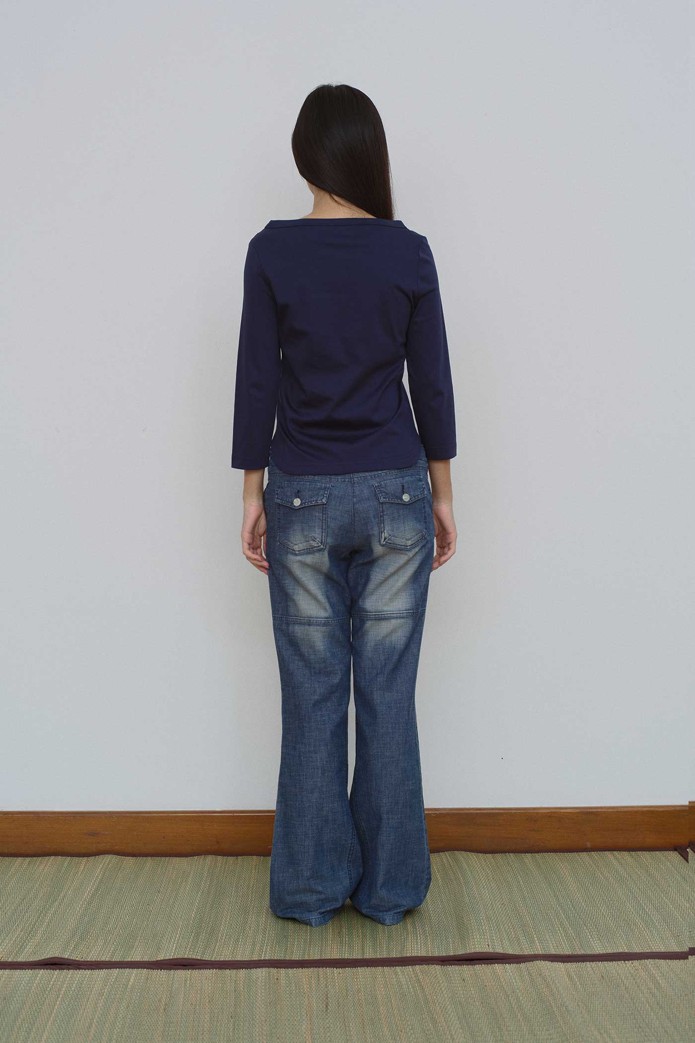 Wide-Neck Mid-Sleeve Tee